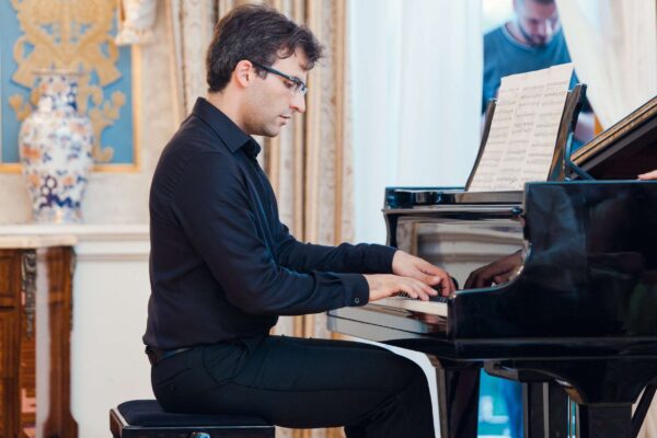 Concert Pianist London for Hire