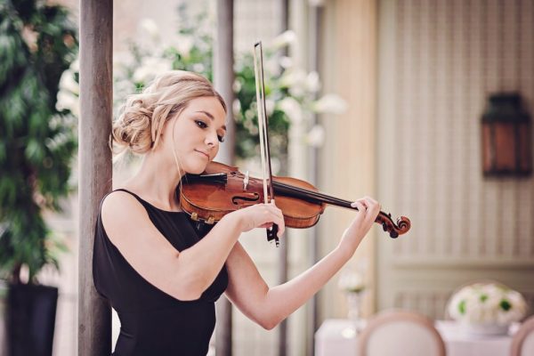 wedding string quartet violinist